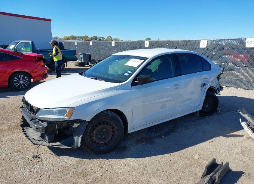 Photo 2 of 2016 Volkswagen Jetta 1.4T S (VIN 3VW267AJ6GM283418)