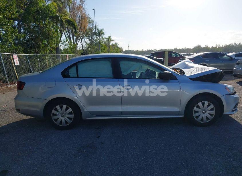 Photo 14 of 2016 Volkswagen Jetta 1.4T S (VIN 3VW267AJ6GM294709)