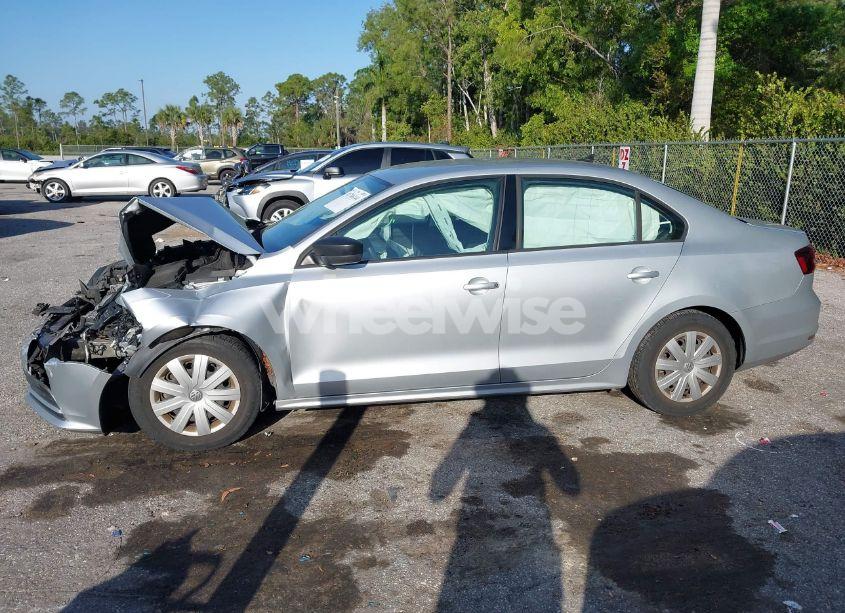 Photo 15 of 2016 Volkswagen Jetta 1.4T S (VIN 3VW267AJ6GM294709)