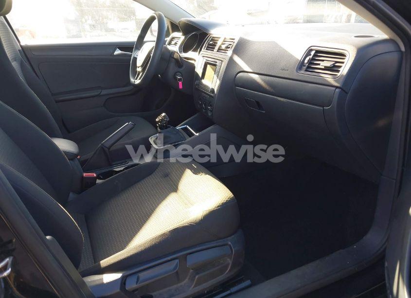 Photo 5 of 2016 Volkswagen Jetta 1.4T S (VIN 3VW267AJ6GM303103)