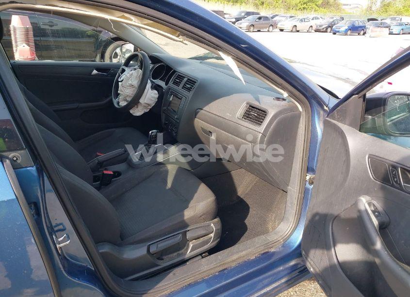 Photo 5 of 2016 Volkswagen Jetta 1.4T S (VIN 3VW267AJ6GM322203)