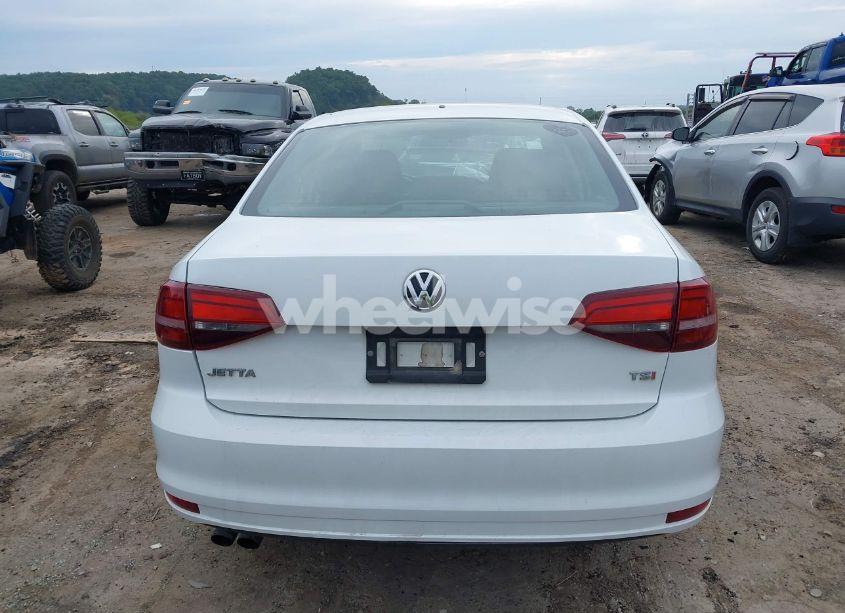 Photo 16 of 2016 Volkswagen Jetta 1.4T S (VIN 3VW267AJ6GM341575)