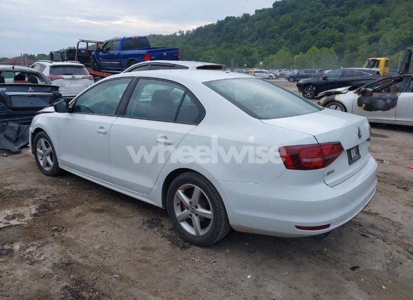 Photo 3 of 2016 Volkswagen Jetta 1.4T S (VIN 3VW267AJ6GM341575)