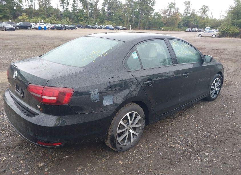 Photo 4 of 2016 Volkswagen Jetta 1.4T S (VIN 3VW267AJ6GM349398)