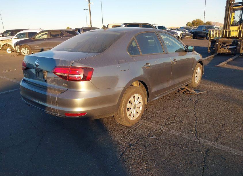 Photo 4 of 2016 Volkswagen Jetta 1.4T S (VIN 3VW267AJ7GM302459)