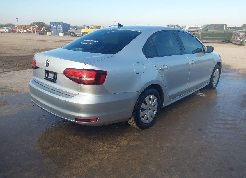 Photo 4 of 2016 Volkswagen Jetta 1.4T S (VIN 3VW267AJ7GM320069)