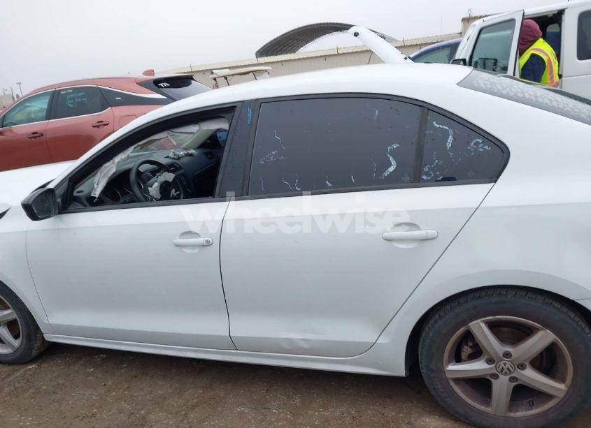 Photo 14 of 2016 Volkswagen Jetta 1.4T S (VIN 3VW267AJ7GM373743)