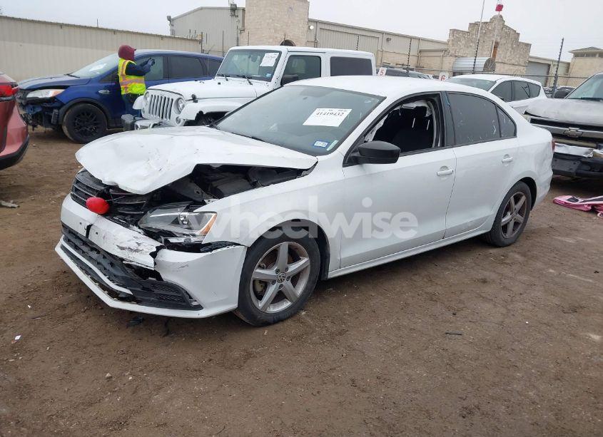 Photo 2 of 2016 Volkswagen Jetta 1.4T S (VIN 3VW267AJ7GM373743)