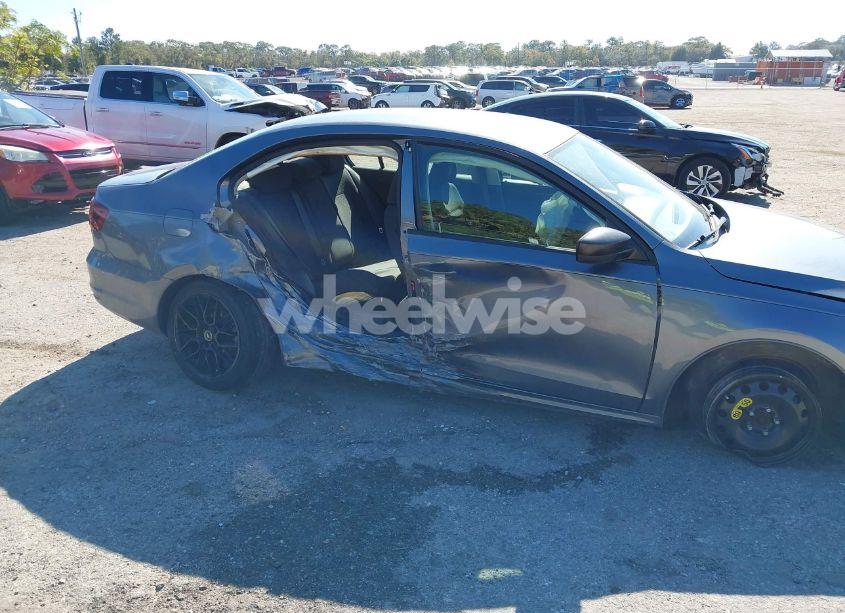 Photo 13 of 2016 Volkswagen Jetta 1.4T S (VIN 3VW267AJ8GM222152)