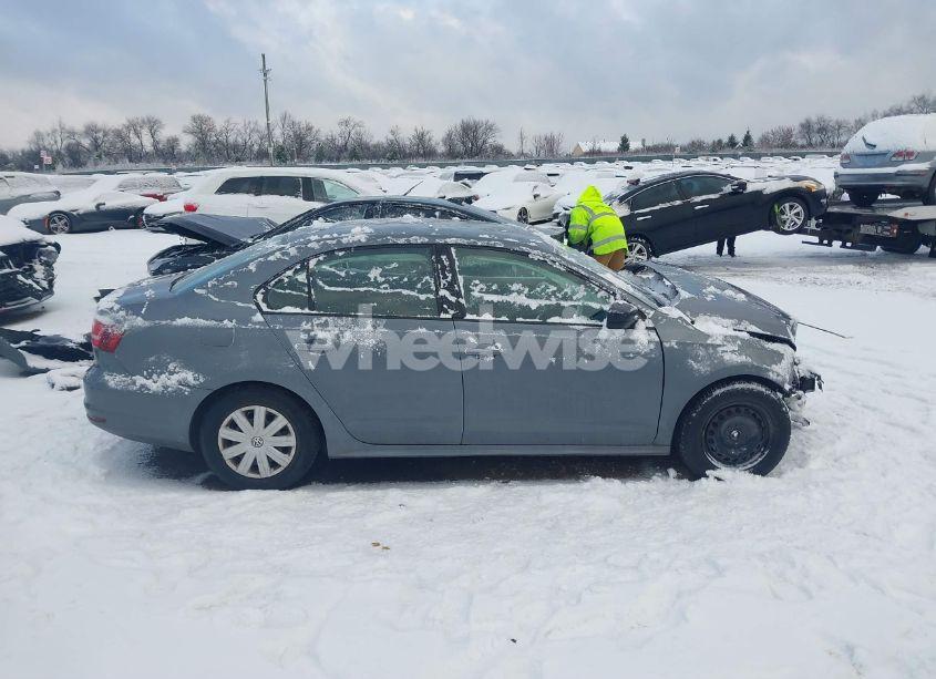 Photo 13 of 2016 Volkswagen Jetta 1.4T S (VIN 3VW267AJ8GM255748)