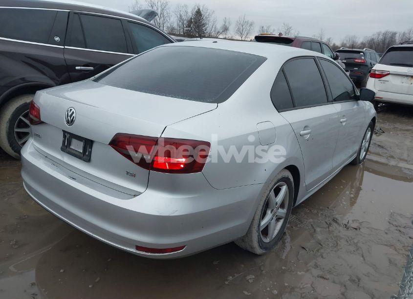 Photo 4 of 2016 Volkswagen Jetta 1.4T S (VIN 3VW267AJ8GM275563)