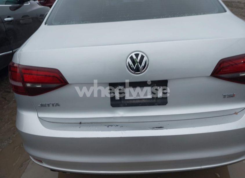 Photo 6 of 2016 Volkswagen Jetta 1.4T S (VIN 3VW267AJ8GM275563)