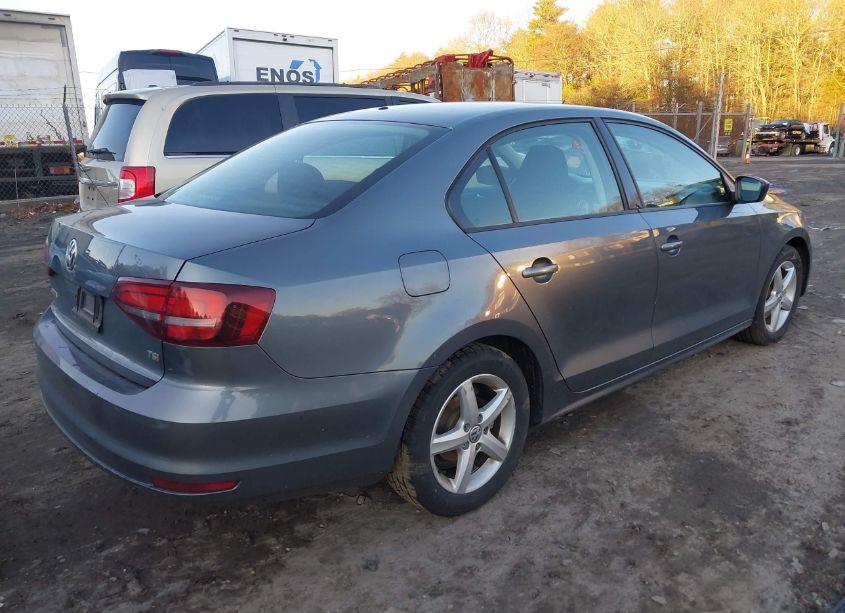 Photo 4 of 2016 Volkswagen Jetta 1.4T S (VIN 3VW267AJ8GM329850)