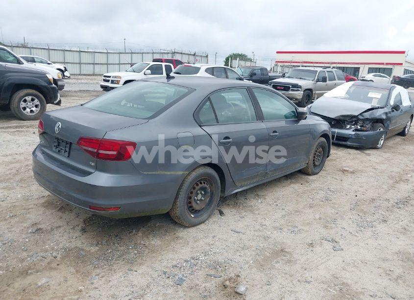 Photo 4 of 2016 Volkswagen Jetta 1.4T S (VIN 3VW267AJ9GM256116)