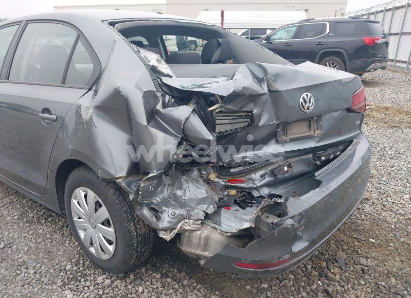 Photo 6 of 2016 Volkswagen Jetta 1.4T S (VIN 3VW267AJ9GM291643)