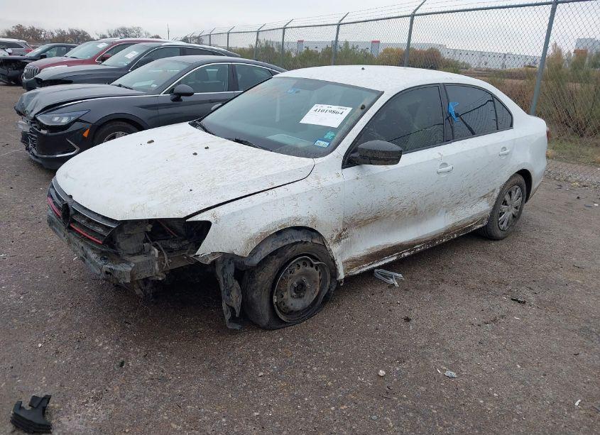 Photo 2 of 2016 Volkswagen Jetta 1.4T S (VIN 3VW267AJXGM256075)