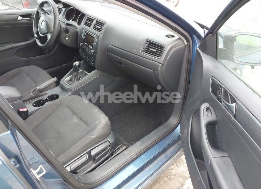 Photo 5 of 2016 Volkswagen Jetta 1.4T S (VIN 3VW267AJXGM327727)