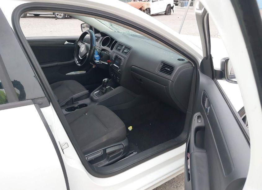 Photo 5 of 2016 Volkswagen Jetta 1.4T S (VIN 3VW267AJXGM413992)