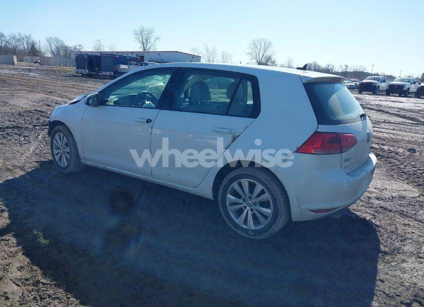 Photo 3 of 2015 Volkswagen Golf TDI S 4-DOOR (VIN 3VW2A7AU0FM053543)