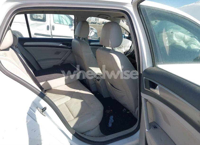 Photo 8 of 2015 Volkswagen Golf TDI S 4-DOOR (VIN 3VW2A7AU0FM053543)
