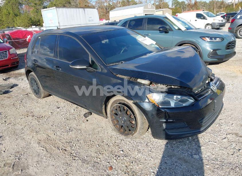 2015 Volkswagen Golf TDI S 4-DOOR (VIN 3VW2A7AU1FM026545) main photo