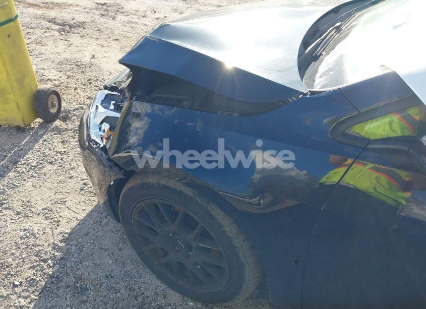 Photo 6 of 2015 Volkswagen Golf TDI S 4-DOOR (VIN 3VW2A7AU1FM026545)