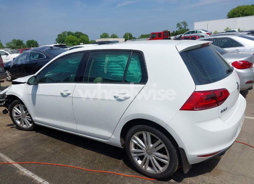 Photo 14 of 2015 Volkswagen Golf TDI SE 4-DOOR (VIN 3VW2A7AU2FM046626)