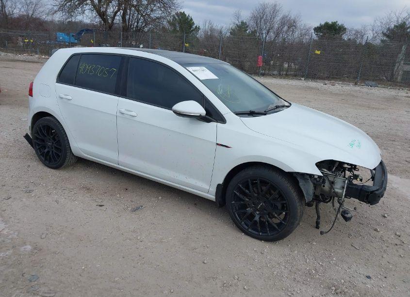 2015 Volkswagen Golf TDI SEL 4-DOOR (VIN 3VW2A7AU3FM045503) main photo