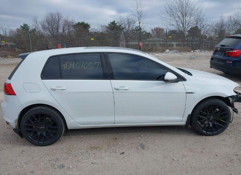 Photo 13 of 2015 Volkswagen Golf TDI SEL 4-DOOR (VIN 3VW2A7AU3FM045503)
