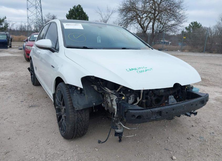 Photo 6 of 2015 Volkswagen Golf TDI SEL 4-DOOR (VIN 3VW2A7AU3FM045503)