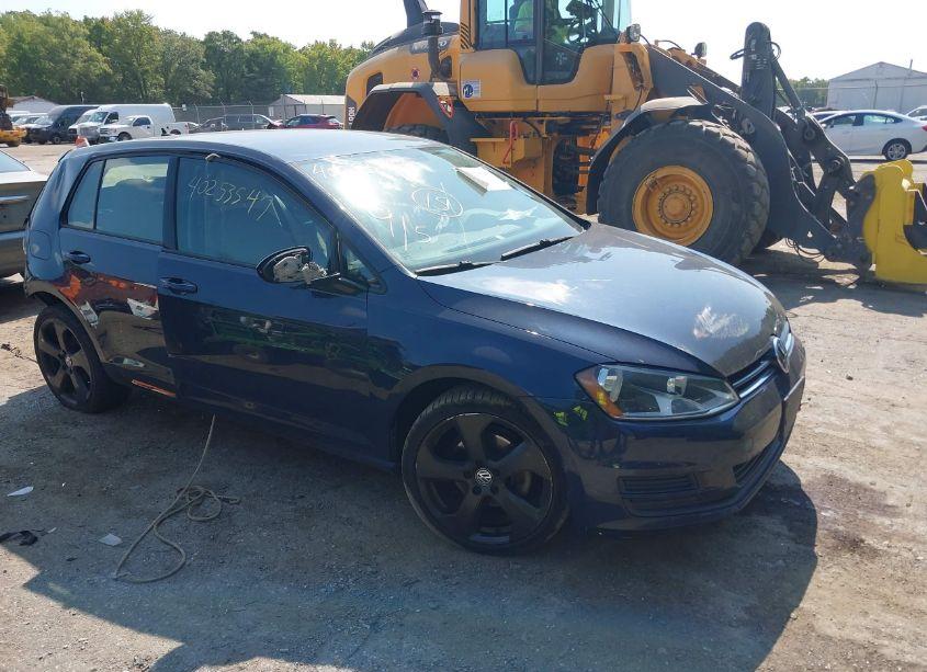 2015 Volkswagen Golf TDI S 4-DOOR (VIN 3VW2A7AU4FM041802) main photo