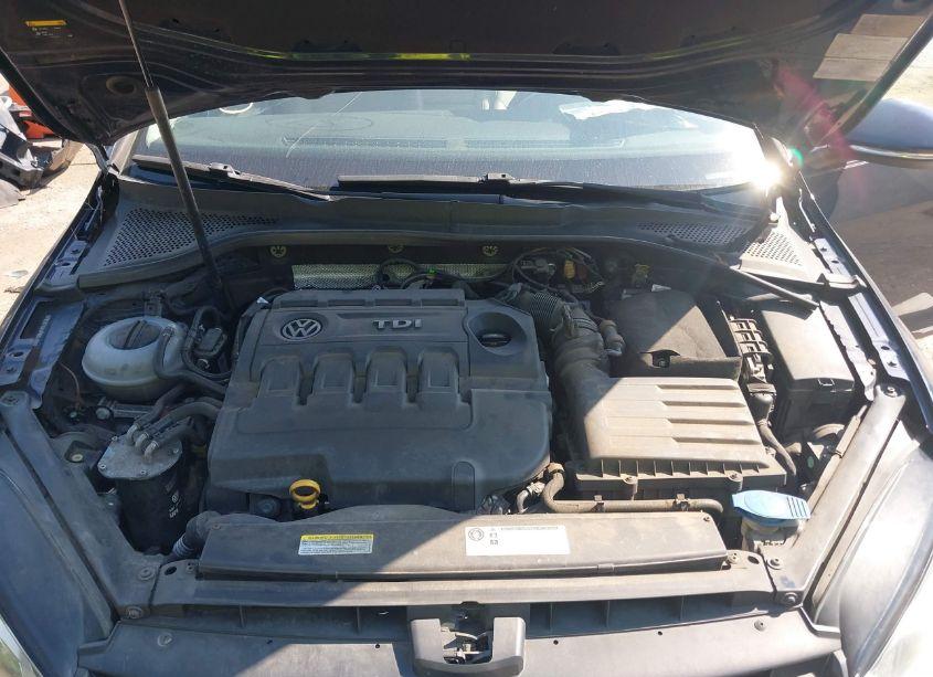 Photo 10 of 2015 Volkswagen Golf TDI S 4-DOOR (VIN 3VW2A7AU4FM041802)