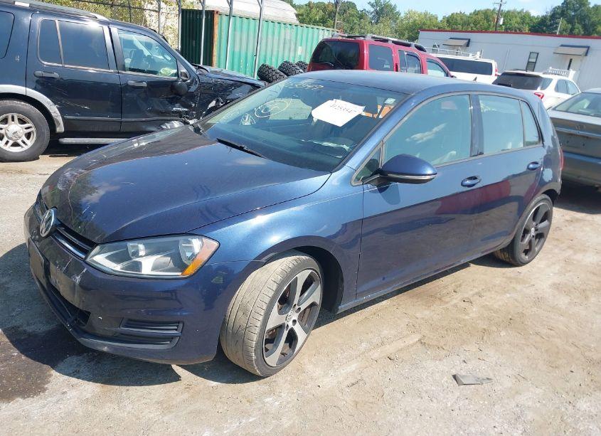 Photo 2 of 2015 Volkswagen Golf TDI S 4-DOOR (VIN 3VW2A7AU4FM041802)