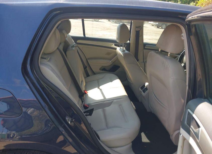 Photo 8 of 2015 Volkswagen Golf TDI S 4-DOOR (VIN 3VW2A7AU4FM041802)