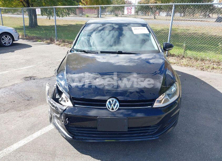 Photo 12 of 2015 Volkswagen Golf TDI S 4-DOOR (VIN 3VW2A7AU8FM061597)