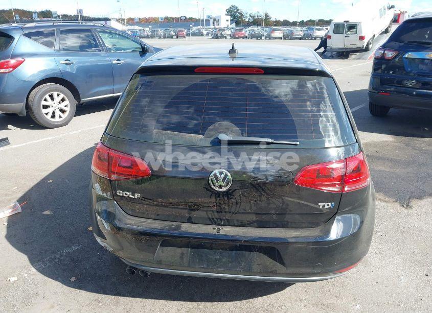 Photo 16 of 2015 Volkswagen Golf TDI S 4-DOOR (VIN 3VW2A7AU8FM061597)