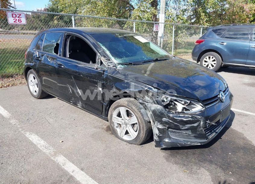 Photo 6 of 2015 Volkswagen Golf TDI S 4-DOOR (VIN 3VW2A7AU8FM061597)