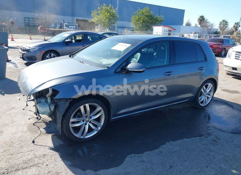 Photo 2 of 2015 Volkswagen Golf TDI SEL 4-DOOR (VIN 3VW2A7AU9FM025241)
