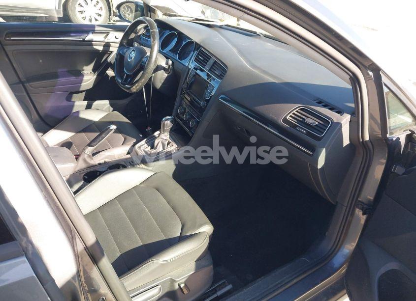 Photo 5 of 2015 Volkswagen Golf TDI SEL 4-DOOR (VIN 3VW2A7AU9FM025241)