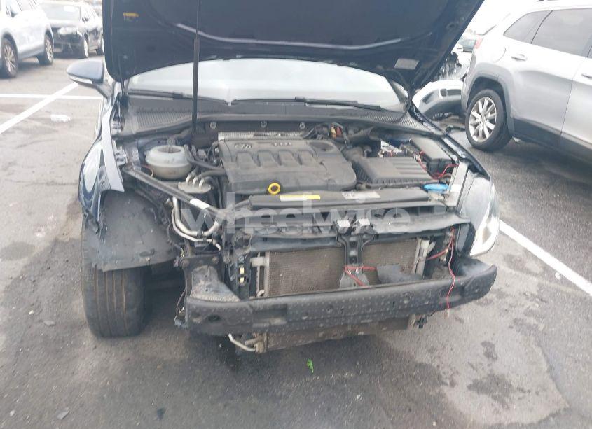 Photo 6 of 2015 Volkswagen Golf TDI S 4-DOOR (VIN 3VW2A7AU9FM041245)