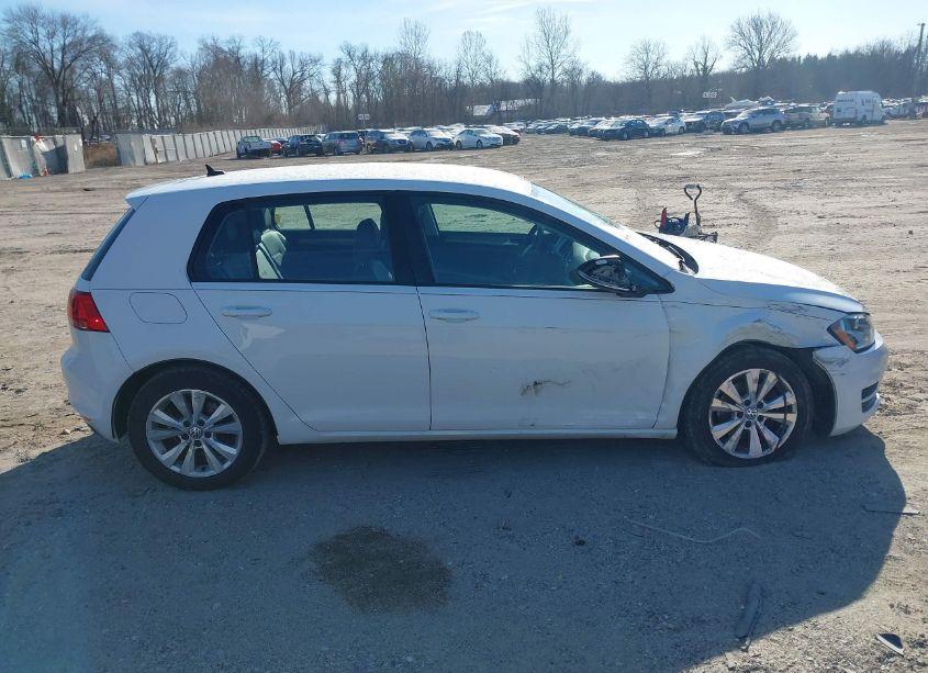 Photo 13 of 2015 Volkswagen Golf TDI S 4-DOOR (VIN 3VW2A7AUXFM030562)