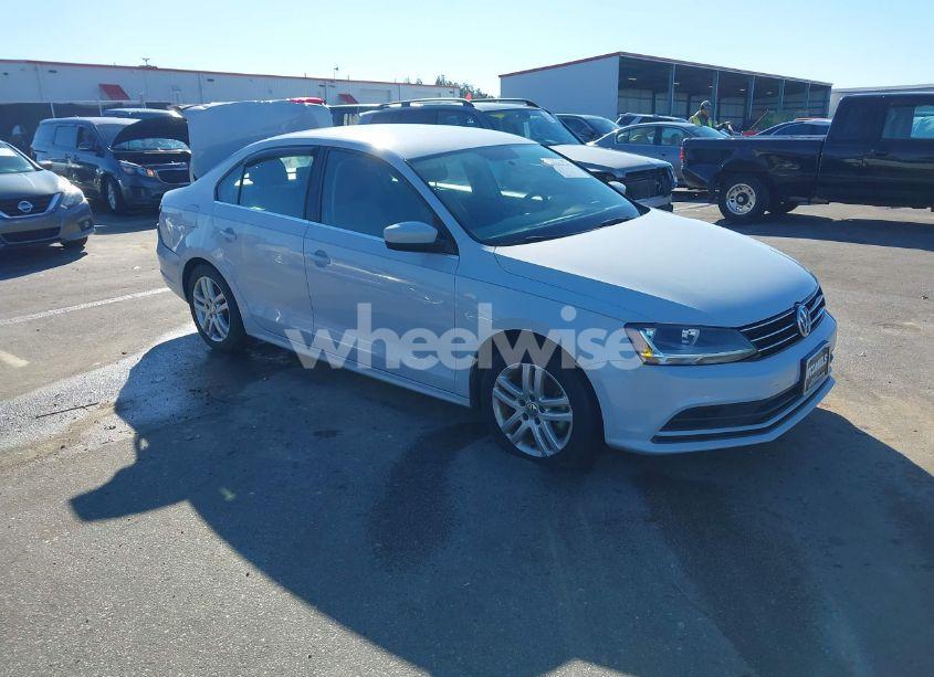 2017 Volkswagen Jetta 1.4T S (VIN 3VW2B7AJ0HM240402) main photo