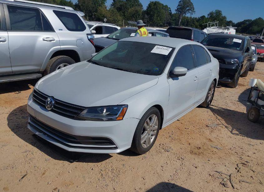 Photo 2 of 2017 Volkswagen Jetta 1.4T S (VIN 3VW2B7AJ0HM249214)