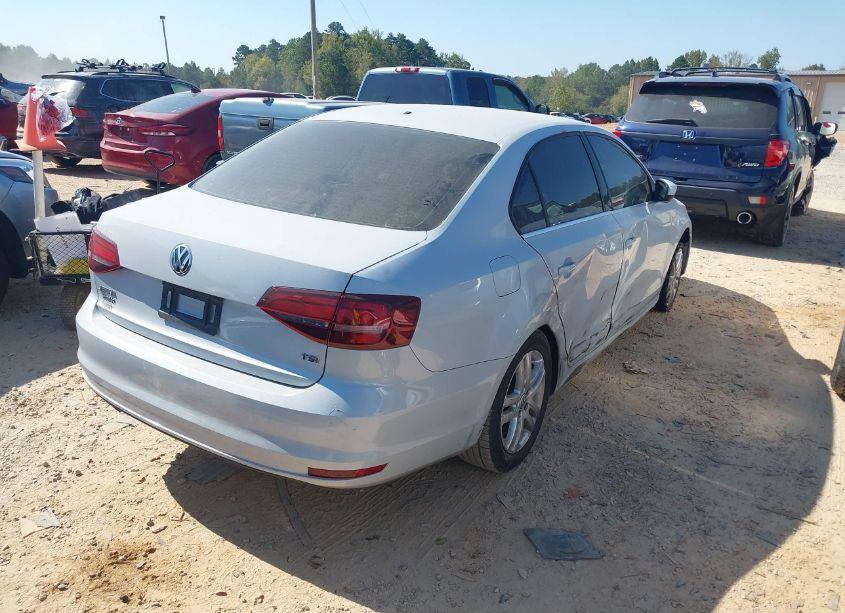 Photo 4 of 2017 Volkswagen Jetta 1.4T S (VIN 3VW2B7AJ0HM249214)