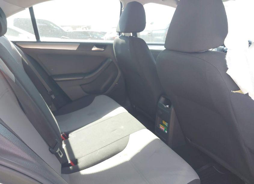 Photo 8 of 2017 Volkswagen Jetta 1.4T S (VIN 3VW2B7AJ0HM249214)