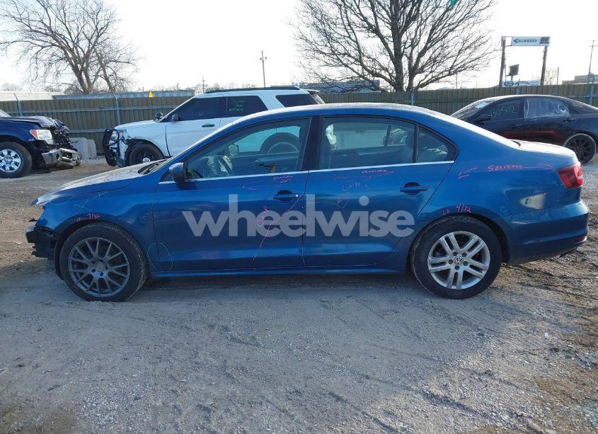 Photo 14 of 2017 Volkswagen Jetta 1.4T S (VIN 3VW2B7AJ0HM327216)