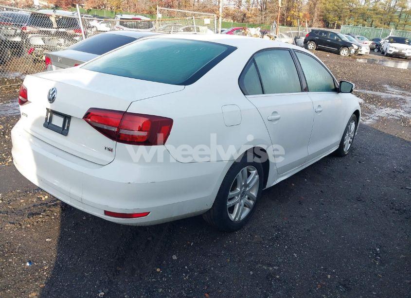 Photo 4 of 2017 Volkswagen Jetta 1.4T S (VIN 3VW2B7AJ0HM349068)