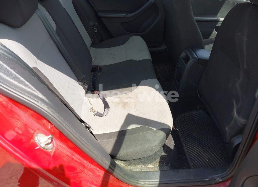 Photo 8 of 2017 Volkswagen Jetta 1.4T S (VIN 3VW2B7AJ0HM389750)