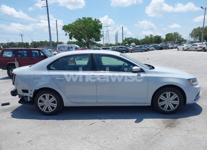 Photo 13 of 2017 Volkswagen Jetta 1.4T S (VIN 3VW2B7AJ0HM405249)