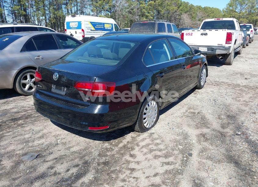 Photo 4 of 2017 Volkswagen Jetta 1.4T S (VIN 3VW2B7AJ0HM412797)
